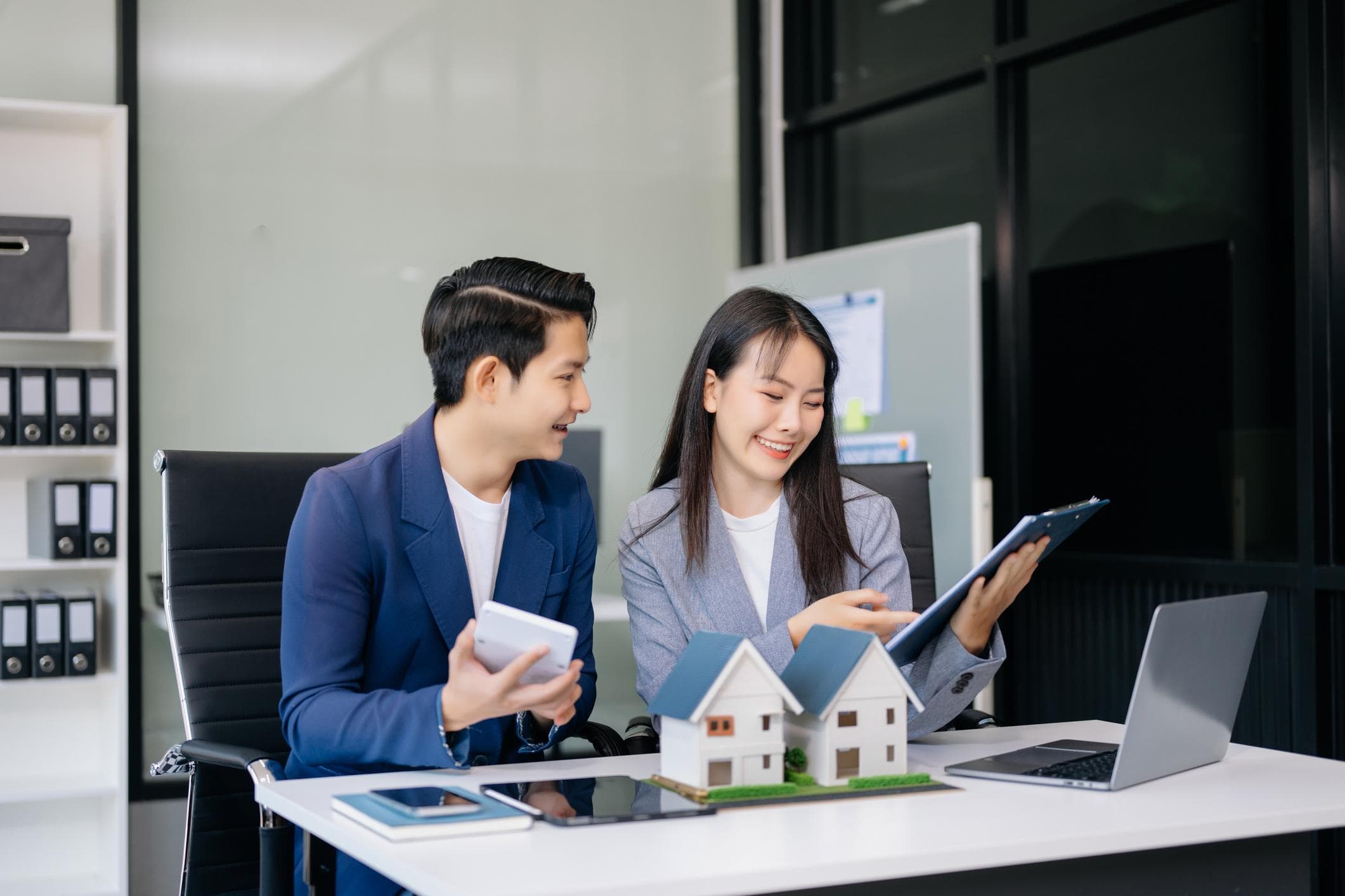 04. Hỗ trợ giao dịch thuê nhà